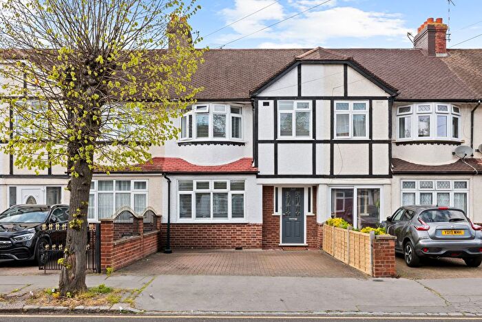 3 Bedroom Terraced House For Sale In Davidson Road, Croydon, CR0