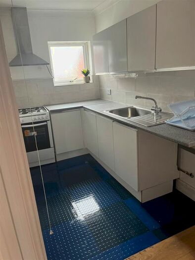 1 Bedroom Flat To Rent In Halesowen Street, Rowley Regis, B65