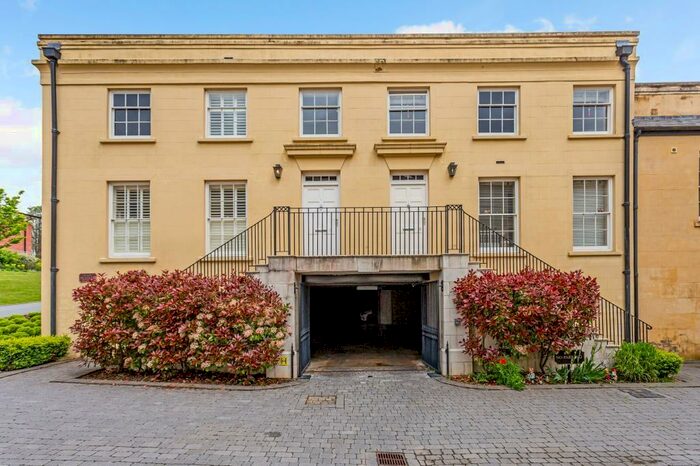 3 Bedroom Semi-Detached House To Rent In Mansion House Drive Stanmore, HA7