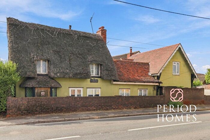 3 Bedroom Detached House For Sale In Coggeshall Road, Marks Tey, CO6
