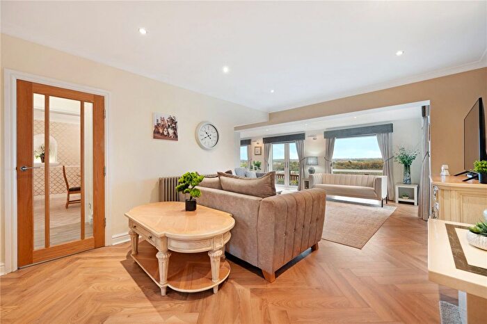 4 Bedroom Detached House For Sale In Hillcrest, Silver Street, Fairburn, Knottingley, North Yorkshire, WF11