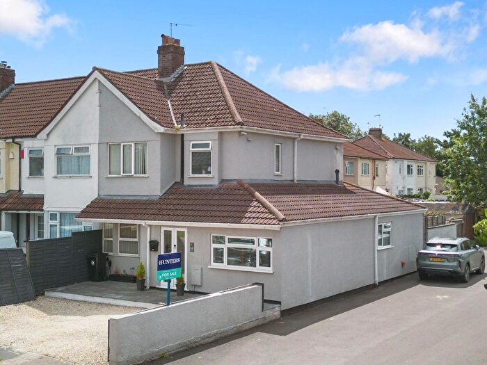3 Bedroom End Terrace House For Sale In Wharnecliffe Gardens, Bristol, BS14