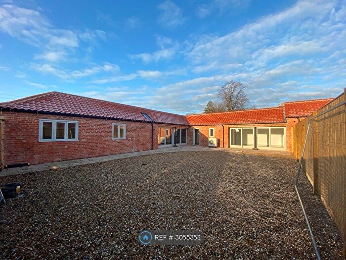 3 Bedroom Semi-Detached House To Rent In West Hill Court, Walcott, Lincoln, LN4