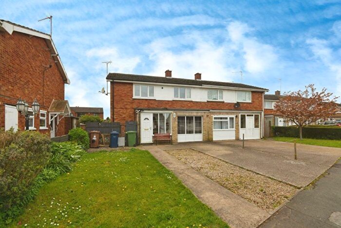 3 Bedroom Semi Detached House For Sale In Woodgate Road, PE13
