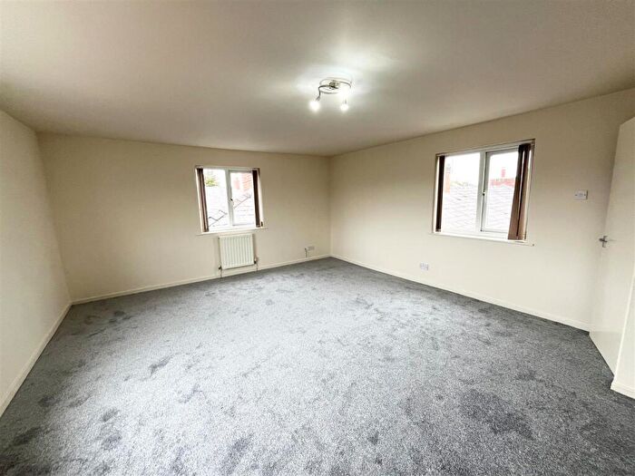 1 Bedroom House To Rent In Hatton Street, Macclesfield, Cheshire, SK11