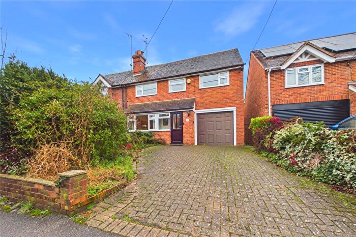 4 Bedroom Semi Detached House For Sale In Hyde End Lane, Ryeish Green, Reading, Berkshire, RG7