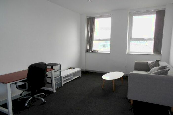 Property To Rent In High Street, Blackburn, BB1