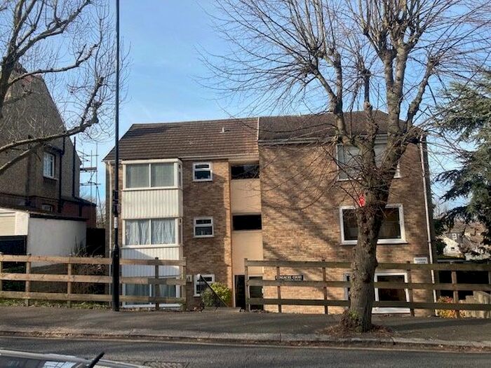 1 Bedroom Flat For Sale In Mayfield Road, Sanderstead, CR2
