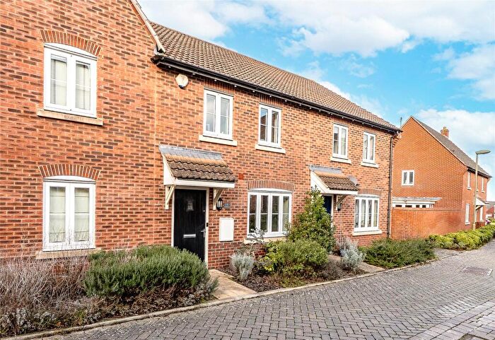 3 Bedroom Terraced House For Sale In Oak Hill Lane, Didcot, Oxfordshire, OX11