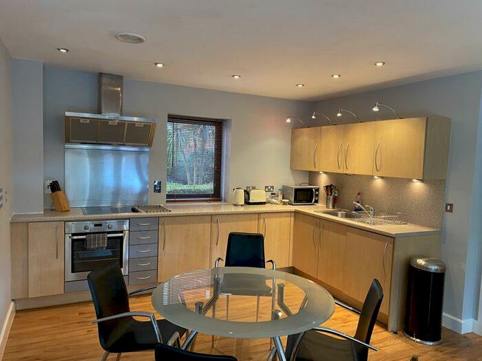 2 Bedroom Apartment To Rent In Browning Street, Birmingham, B16