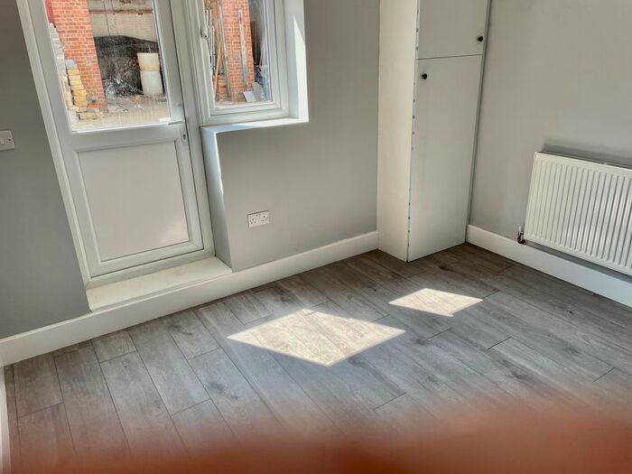 1 Bedroom Flat To Rent In London Road, Southend-On-Sea, SS1