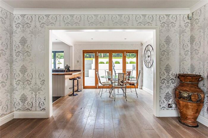 5 Bedroom Detached House For Sale In Harmer Green Lane, Welwyn, Hertfordshire, AL6