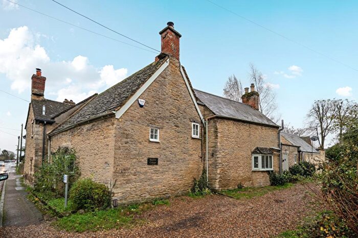 3 Bedroom Semi Detached House For Sale In Baytree Cottage, Bampton, Oxfordshire, OX18