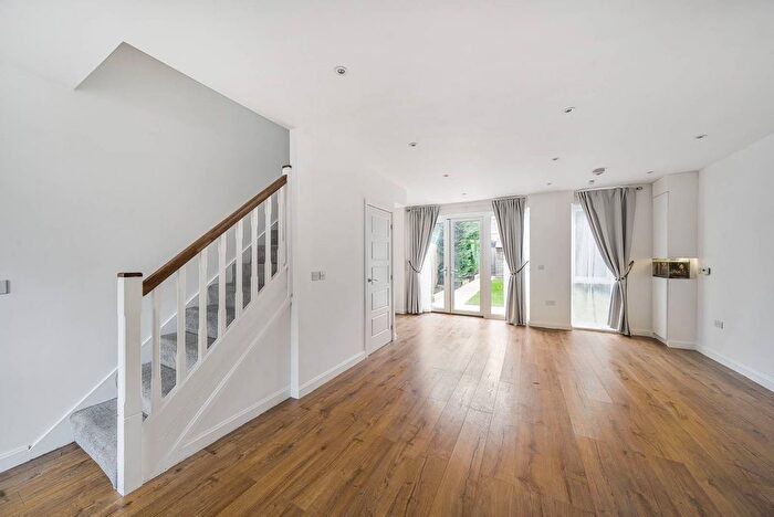 4 Bedroom End Of Terrace House To Rent In Coxwell Boulevard, Mill Hill, London, NW9
