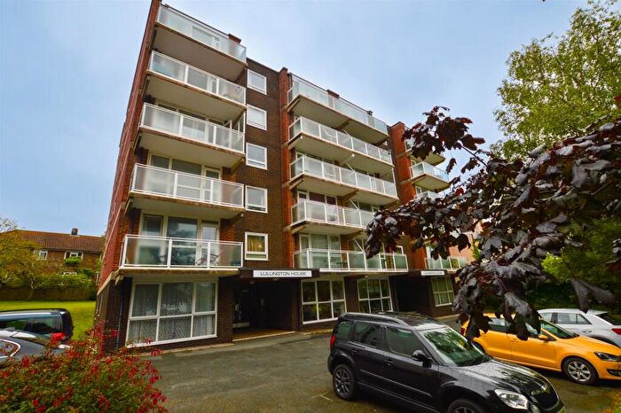 3 Bedroom Flat To Rent In Upperton Road, Eastbourne, BN21