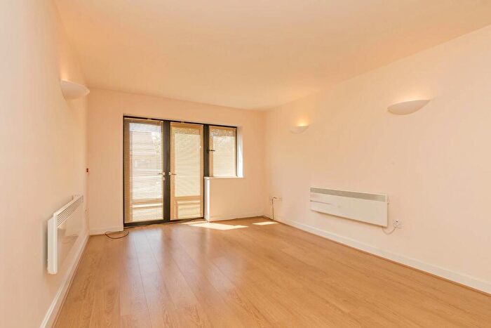 1 Bedroom Apartment To Rent In Watermarque, Browning Street, B16