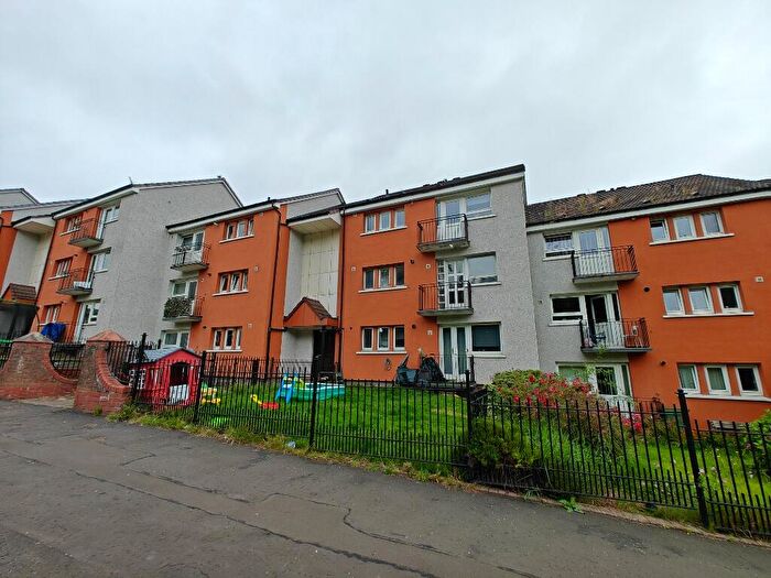 2 Bedroom Flat To Rent In Holmbyre Road, Castlemilk, Glasgow, G45