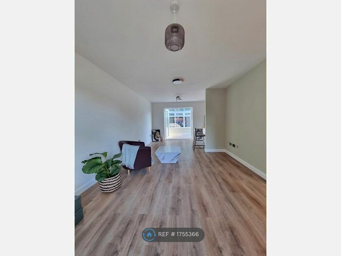 3 Bedroom Terraced House To Rent In Heronfield, Egham, TW20