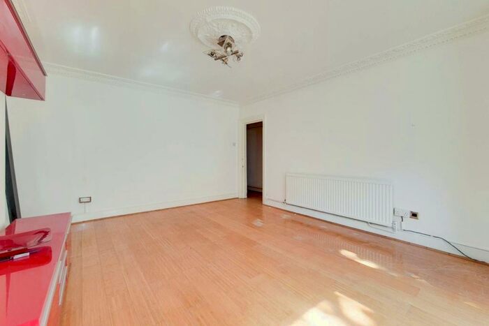 1 Bedroom Flat To Rent In Oakfield Road, Croydon, CR0