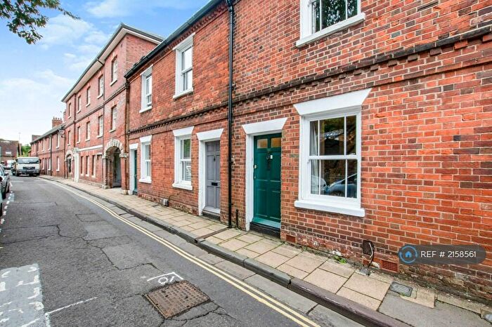 2 Bedroom Terraced House To Rent In Colebrook Street, Winchester, SO23