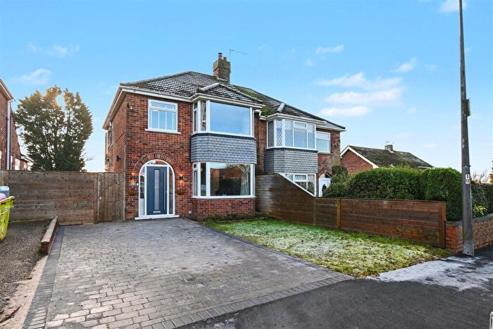 3 Bedroom House For Sale In Moorwell Road, Scunthorpe, DN17