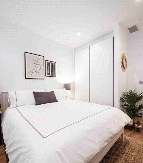 2 Bedroom Property To Rent In Westgate House, Ealing, W5