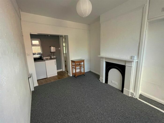 Studio To Rent In Foster Hill Road, Bedford, MK40