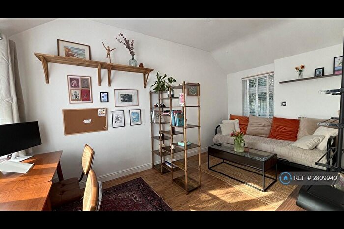 3 Bedroom Semi Detached House To Rent In Nutter Lane, London, E11