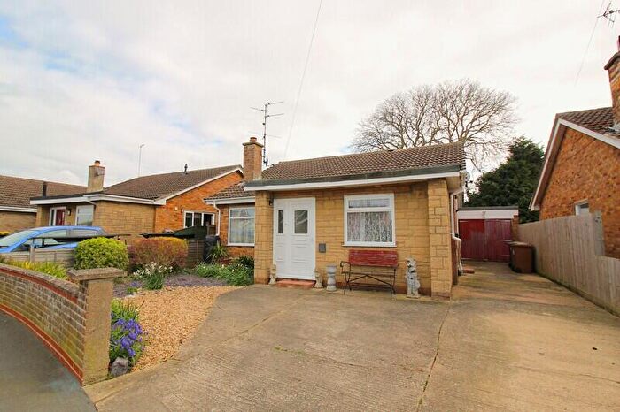 2 Bedroom Bungalow For Sale In Thornham Way, Eastrea, Cambs, PE7