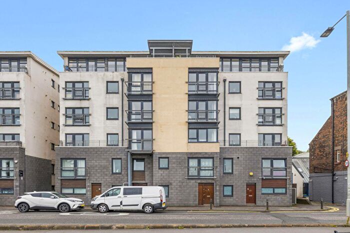 2 Bedroom Flat For Sale In / Lower Granton Road, Granton, Edinburgh, EH5