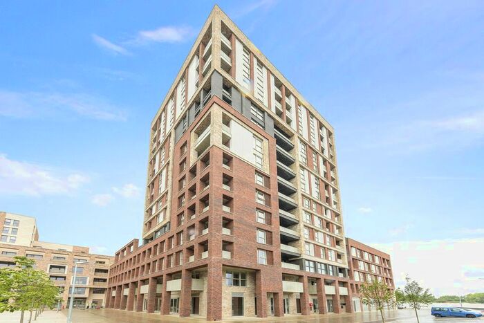 2 Bedroom Flat To Rent In Starling Court, Southmere, London, SE2
