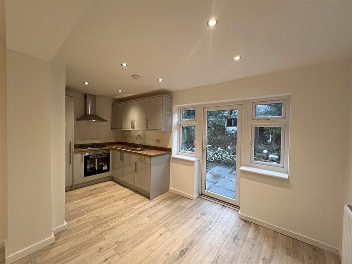 4 Bedroom Terraced House To Rent In Victoria Avenue, Wembley, HA9