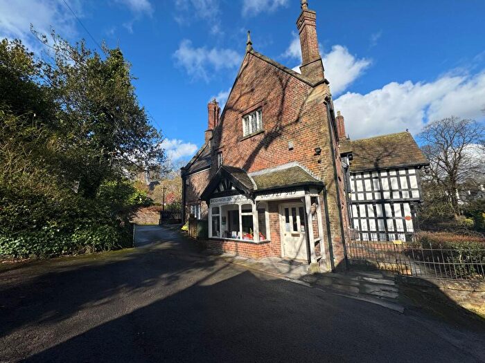 Property For Sale In Barton Road, Worsley, M28
