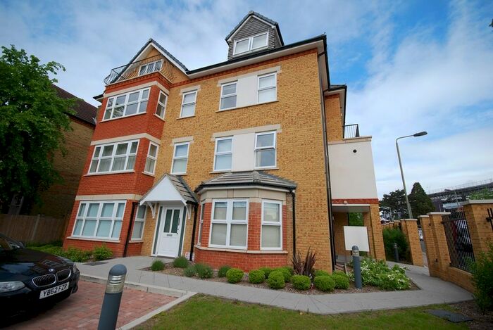 2 Bedroom Flat To Rent In 21 Upper Park Road, Bromley BR1