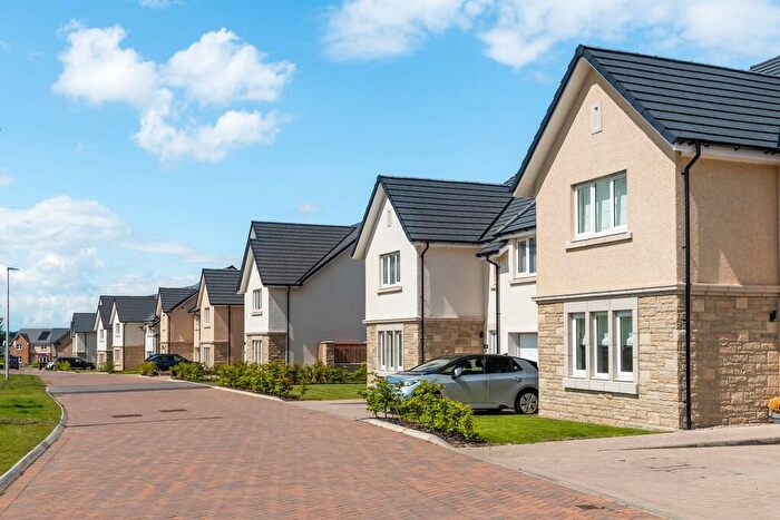 4 Bedroom Detached House For Sale In Ben More Drive, East Calder, EH53