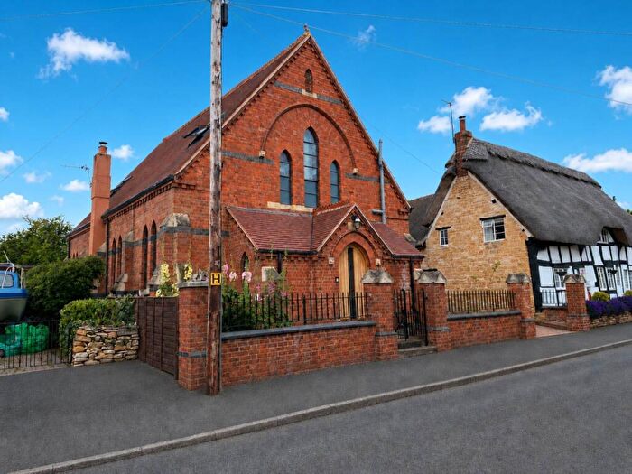 4 Bedroom Detached House For Sale In Beckford Road, Alderton, Gloucestershire, GL20