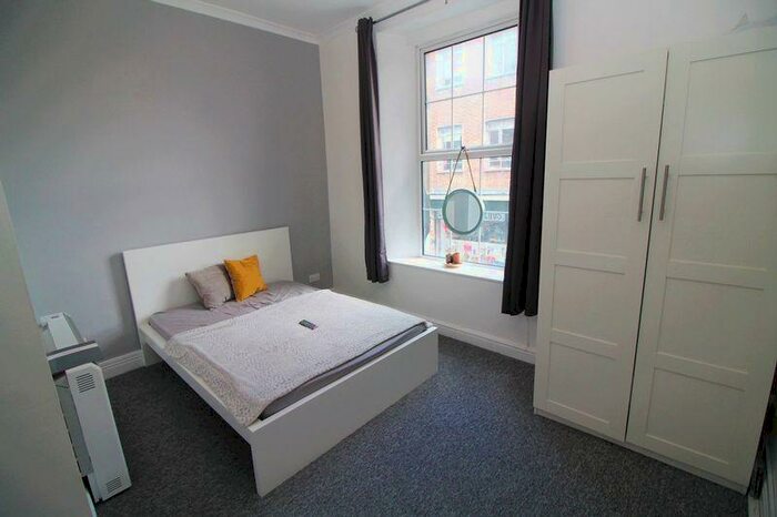 1 Bedroom Apartment To Rent In King Square Avenue, Stokes Croft, BS2