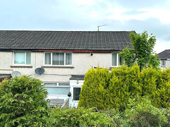 2 Bedroom Flat To Rent In Kenmore Avenue, Falkirk, FK2