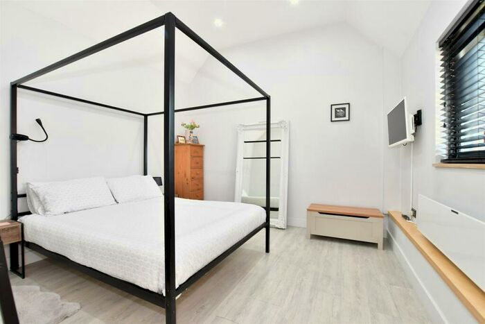 2 Bedroom Barn Conversion For Sale In Potten Street, St. Nicholas At Wade, Birchington, Kent, CT7