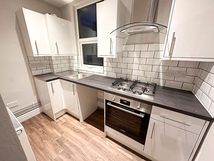 1 Bedroom Flat To Rent In Westgate Road, L15