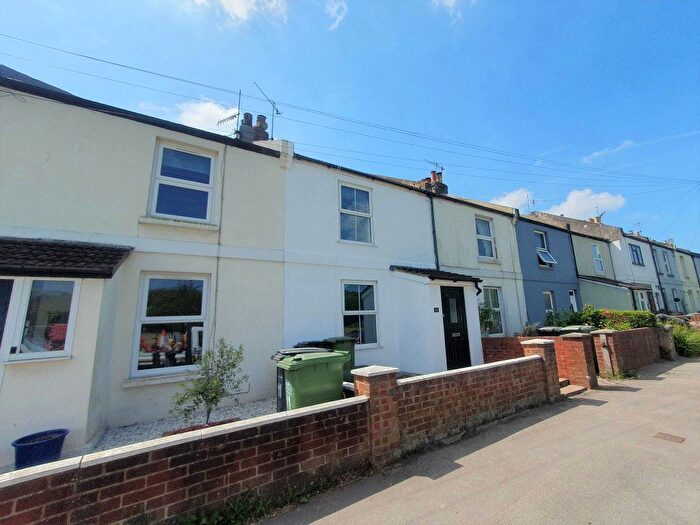 2 Bedroom Property To Rent In Little Common Road, Bexhill On Sea, TN39