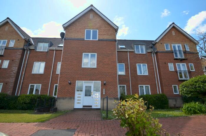 1 Bedroom Flat To Rent In Penarth Marina, Penarth, CF64