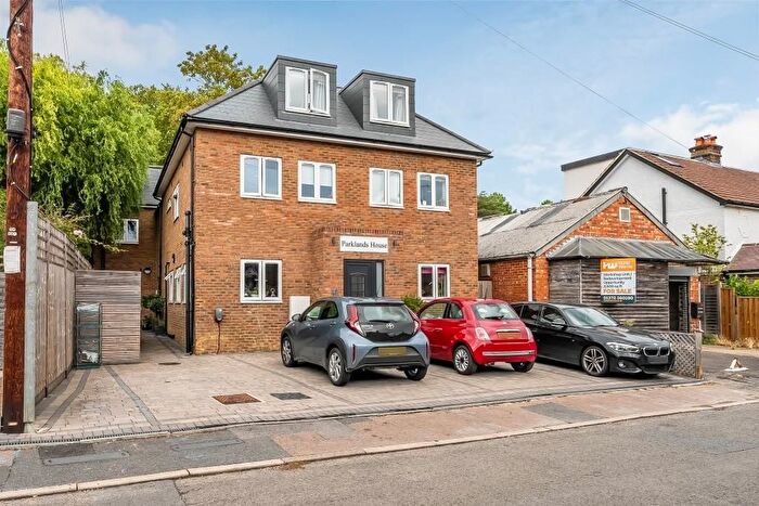 1 Bedroom Flat For Sale In Portland Road, Dorking, RH4