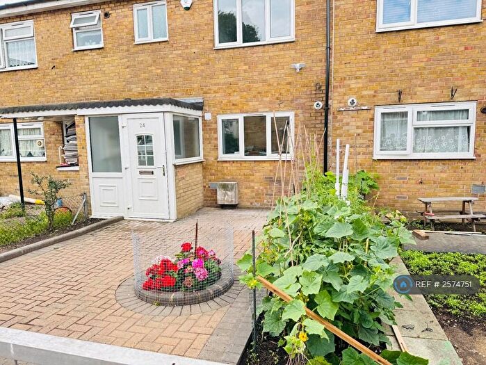 3 Bedroom Terraced House To Rent In Talbot Road, London, E6