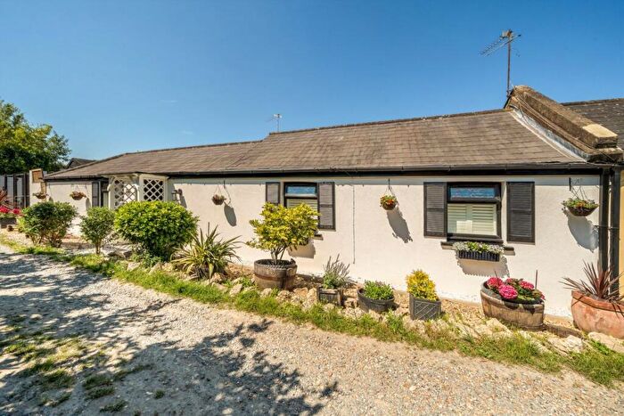 2 Bedroom Bungalow For Sale In Occupation Lane, Woolwich, SE18