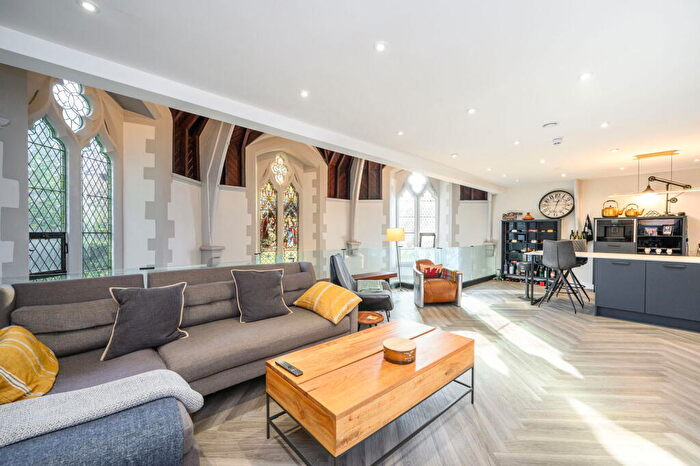 3 Bedroom Cottage For Sale In The Chancel, Pen Y Fal Chapel, Abergavenny, NP7