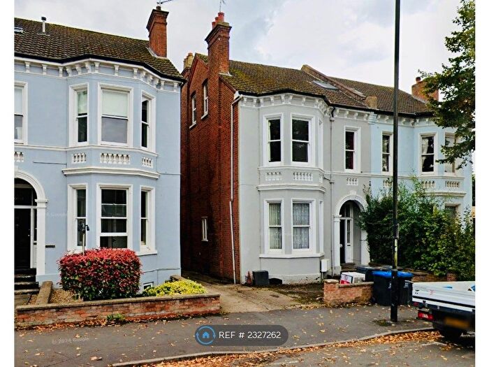 7 Bedroom Semi-Detached House To Rent In Avenue Road, Leamington Spa, CV31