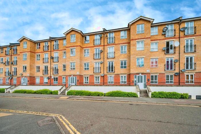 1 Bedroom Flat For Sale In Grove Road, Luton, Bedfordshire, LU1