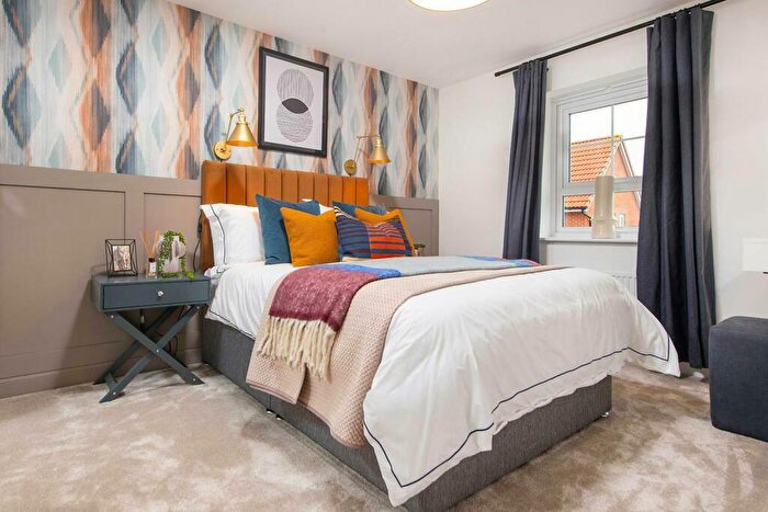 4 Bedroom Detached House For Sale In Waterhouse Way, Hampton Gardens, Peterborough, PE7