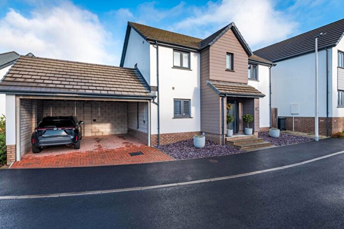 3 Bedroom Detached House For Sale In St. Marys Close, South Molton, EX36